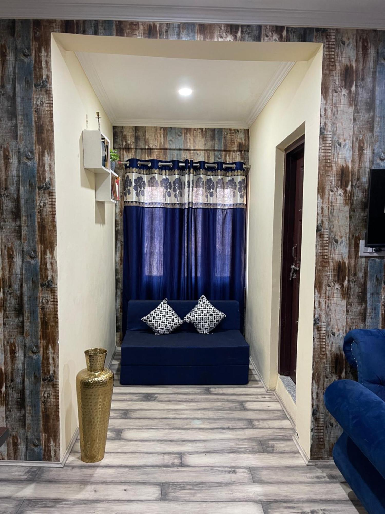 The Khayabaan - Luxurious Home Stay Away From Home Srīnagar Esterno foto
